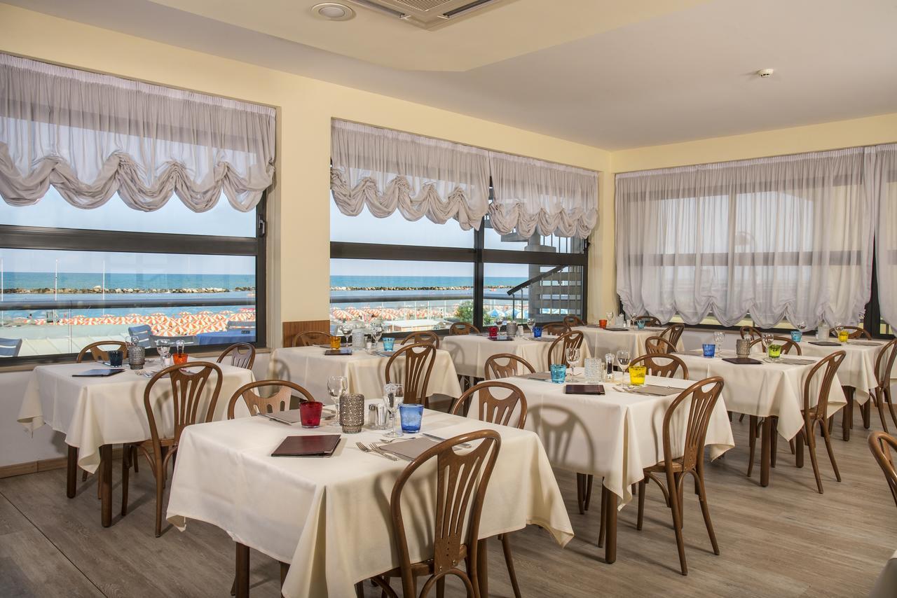 Hotel Igea Spiaggia Bellaria-Igea Marina Exteriér fotografie